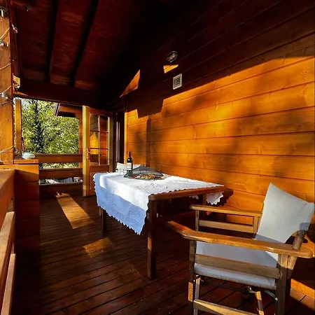 Riverside Forest Retreat-Chalet Karpenisi Exterior photo