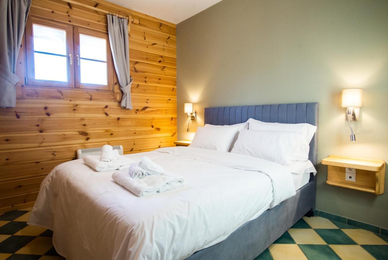 Riverside Forest Retreat-chalet Chalet *